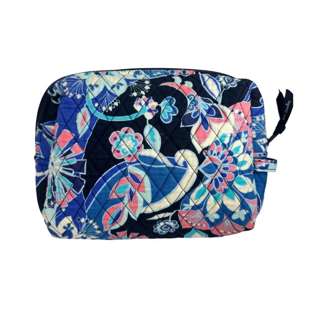 Vera Bradley Light Weight Make Up Bag